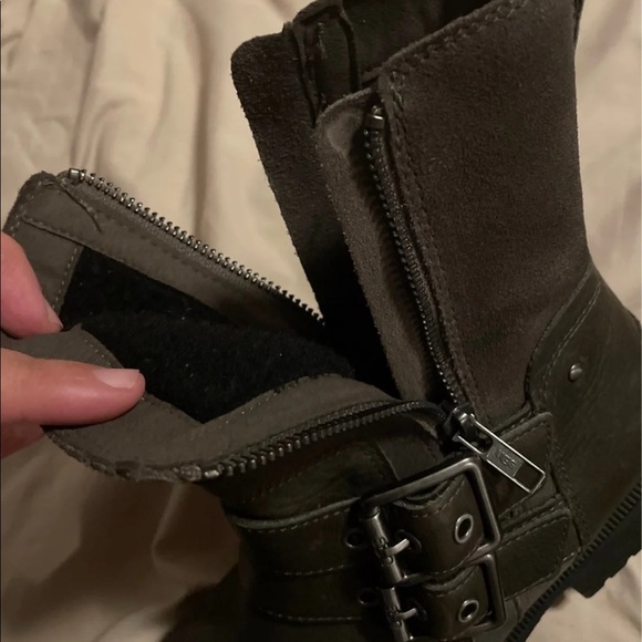 UGG Wilde leather suede boot wool waterproof - Picture 10 of 11